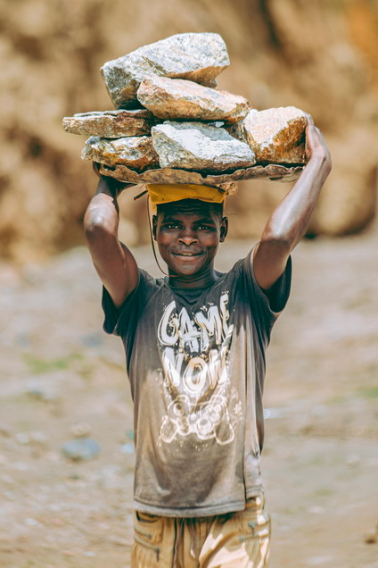 050_Groundworker_04.jpg